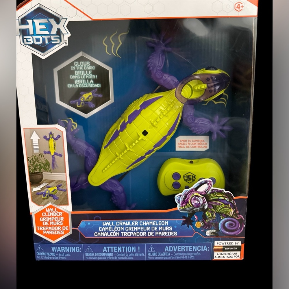 New! Hex Bots Remote Control Wall Climber Cameleon- Glow In Dark